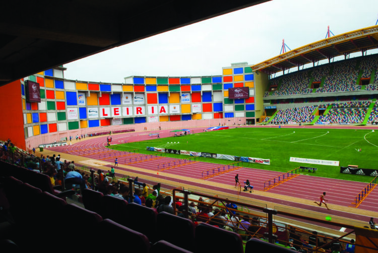 Câmara de Leiria admite venda de cerveja em provas no estádio municipal