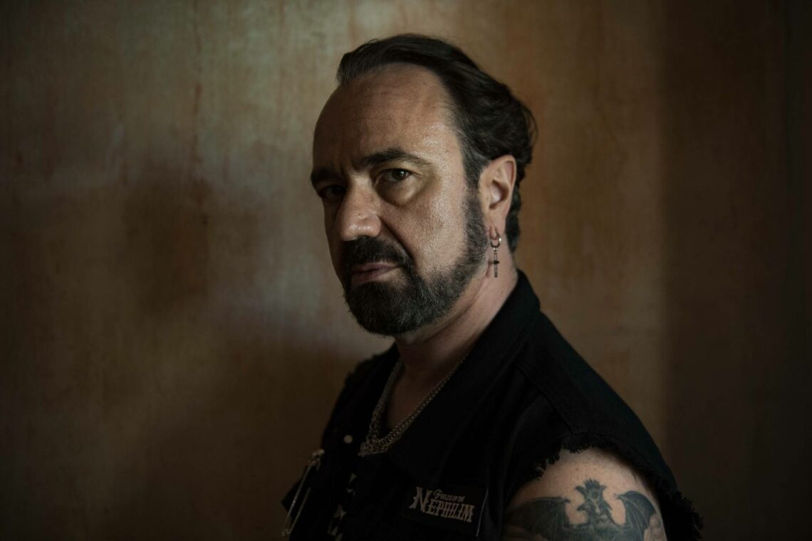 O filólogo do abismo: Fernando Ribeiro e a finitude dos Moonspell
