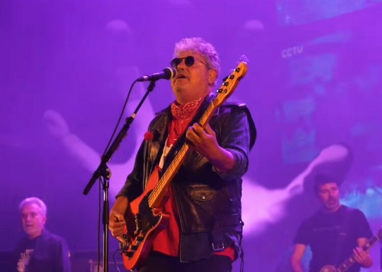 Município gastou 97 mil euros, a bilheteira do festival solidário rendeu 22 mil