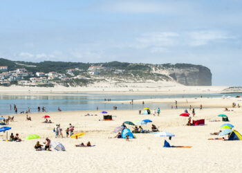 Capitania interdita mergulhos na zona do antigo cais da praia da Foz do Arelho