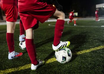 Campeonatos distritais de futebol e futsal retomam a partir de 6 de Março