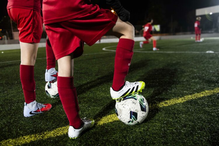 Campeonatos distritais de futebol e futsal retomam a partir de 6 de Março