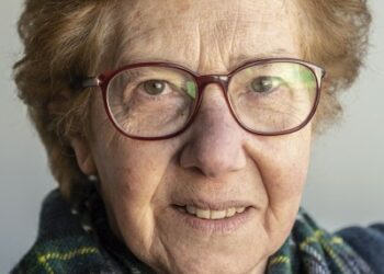 Letras | Nem Todas as Árvores Morrem de Pé de Luísa Sobral