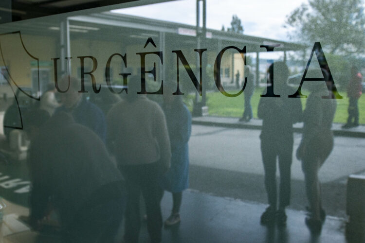 Maior afluência à urgência do hospital de Leiria aumenta o nível de contingência