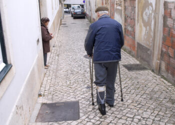 Projecto-piloto quer cuidar dos idosos enquanto respeita a autonomia de cada um