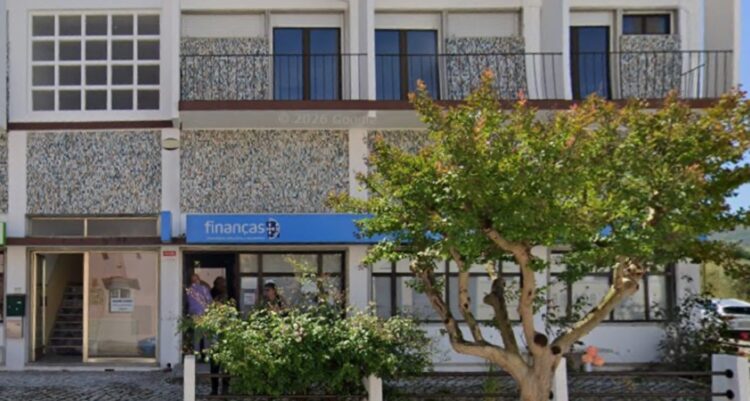 Finanças de Porto de Mós não vão encerrar