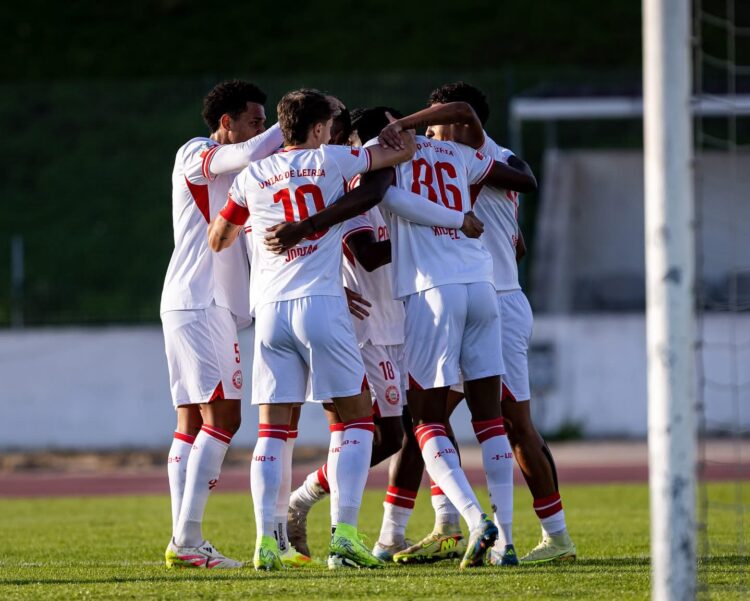 União de Leiria vence e garante presença nos oitavos da Taça de Portugal