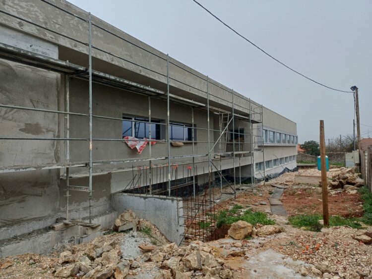 Obra do CASSAC, em Porto de Mós, pode parar por falta de financiamento
