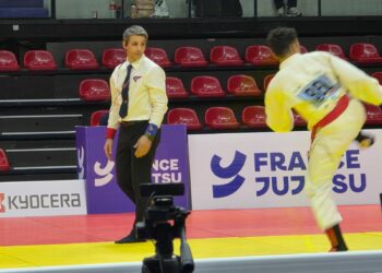 Fábio Carril faz história na arbitragem de ju-jitsu