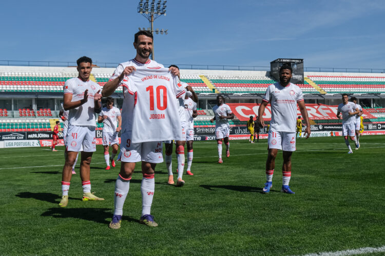 Vitória mantém União de Leiria na luta pela subida