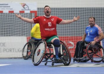 ACD Lapa Furada realiza treinos abertos de andebol em cadeira de rodas