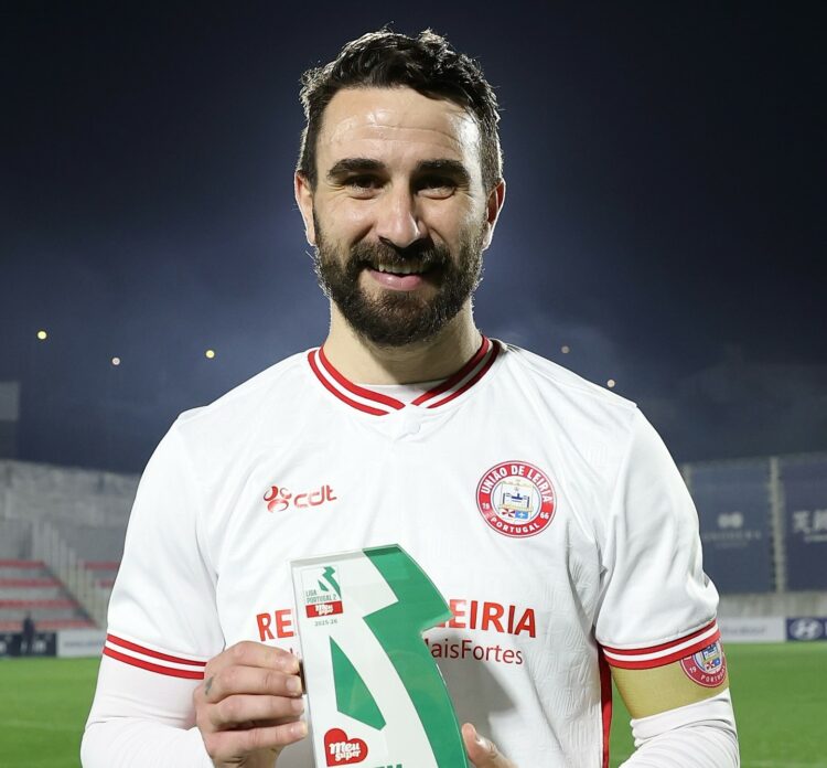 União de Leiria regressa às vitórias com goleada em Oliveira de Azeméis