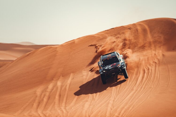 Dakar: João Ferreira foi segundo na sétima etapa e subiu à 11.ª posição