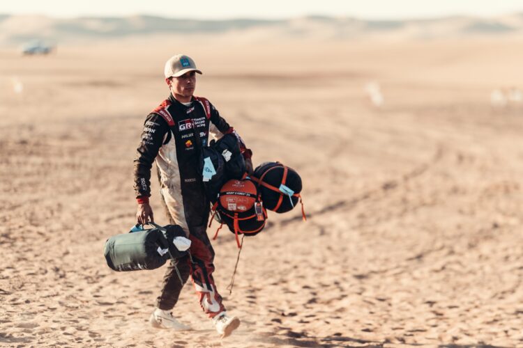 Pedra deixa João Ferreira fora da luta pelo pódio no Dakar
