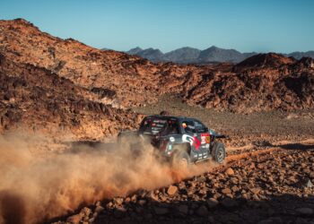 João Ferreira “com bom ritmo” no prólogo do Dakar Rally