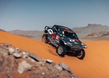 Furos levam João Ferreira a perder tempo e a descer para o 15.º lugar no Dakar