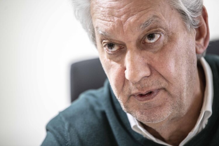 Manuel Carvalho: “Em Agosto, os médicos da obstetrícia fizeram 700 horas extraordinárias”