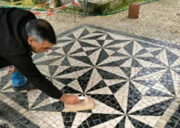 Parlamento institui Dia Nacional do Calceteiro,  efeméride que Manuel Reis ajudou a esculpir