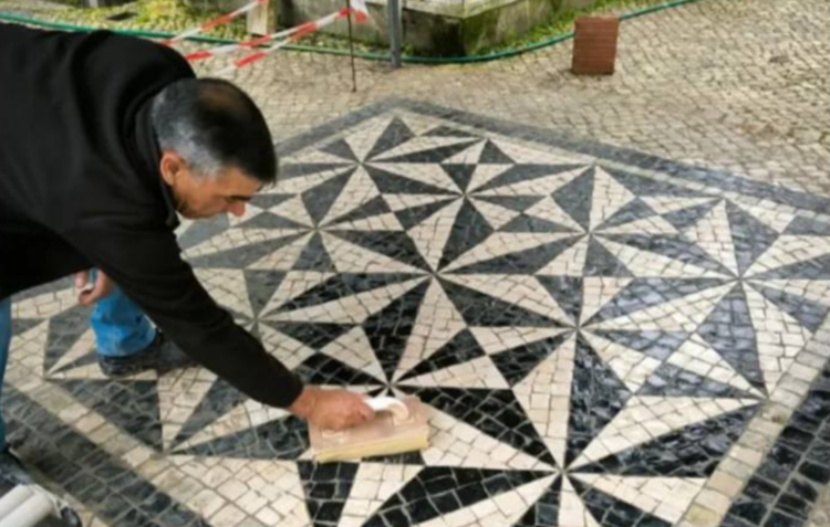 Parlamento institui Dia Nacional do Calceteiro,  efeméride que Manuel Reis ajudou a esculpir