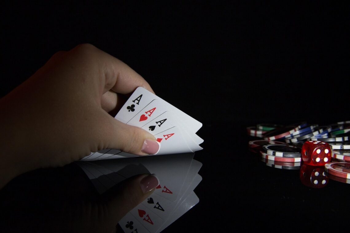 Poker entre regras e legalidade: o que distingue uma plataforma autorizada
