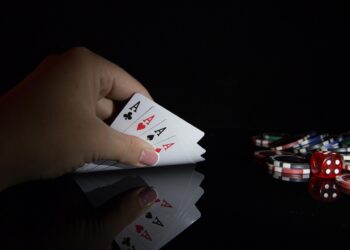 Poker entre regras e legalidade: o que distingue uma plataforma autorizada