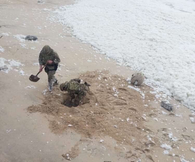 Marinha neutraliza objecto suspeito encontrado na praia de São Pedro de Moel