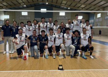 MG Vólei andou com o piso às costas e subiu à 2.ª divisão masculina