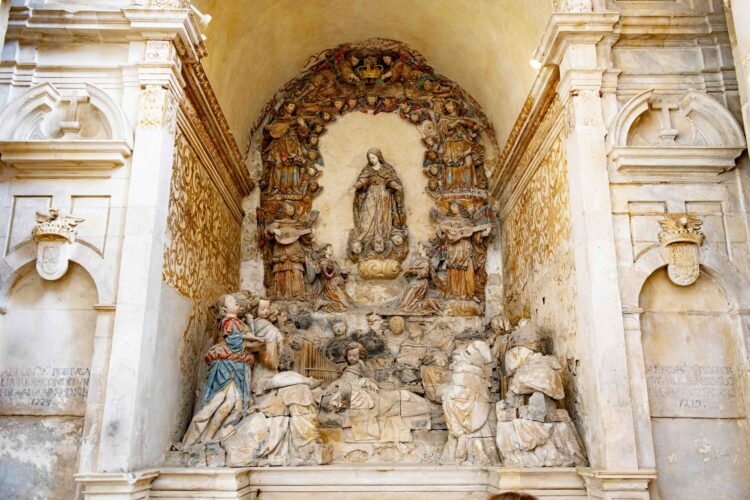 Mosteiro de Alcobaça: apoio internacional para restauro de esculturas