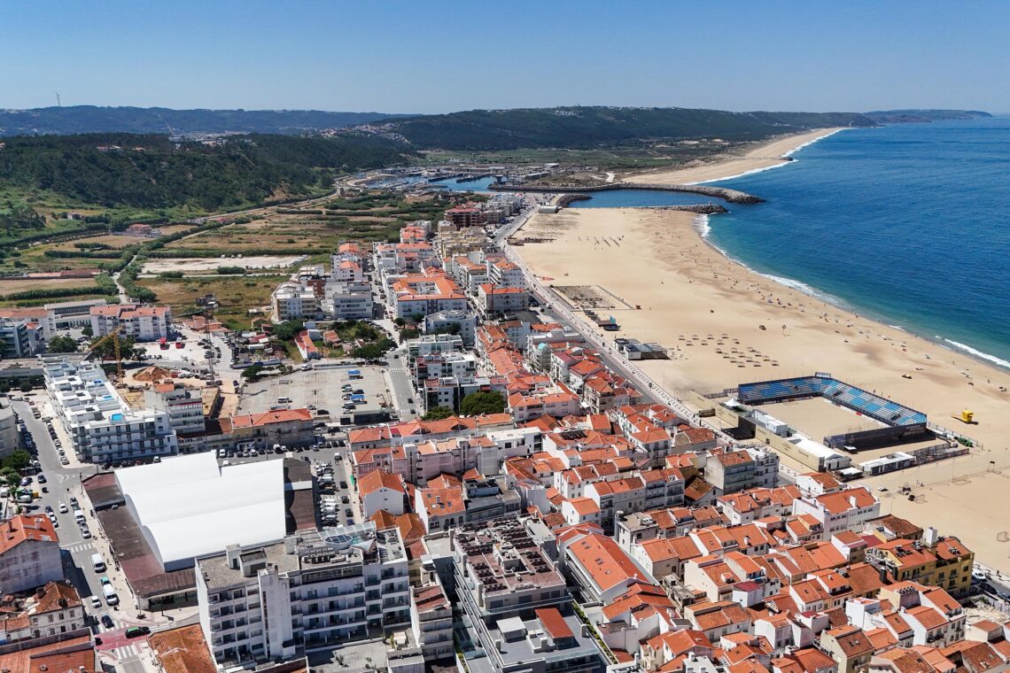 Nazaré reforça oferta de estacionamento