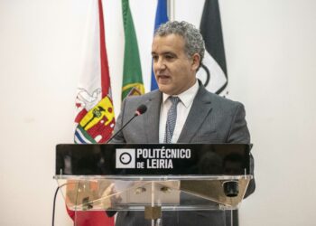 Politécnico de Leiria reúne com professores para esclarecer sobre universidade