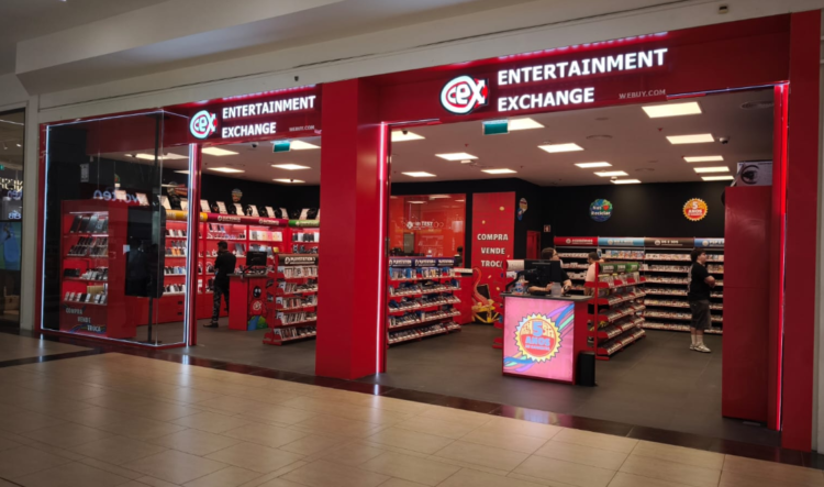 CeX abre no LeiriaShopping com tecnologia em segunda mão e 5 anos de garantia