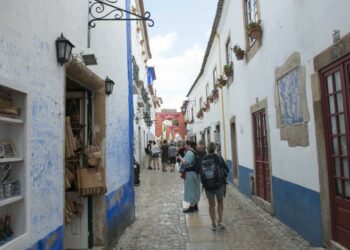 Óbidos integra rede internacional de cidades comprometidas com a educação
