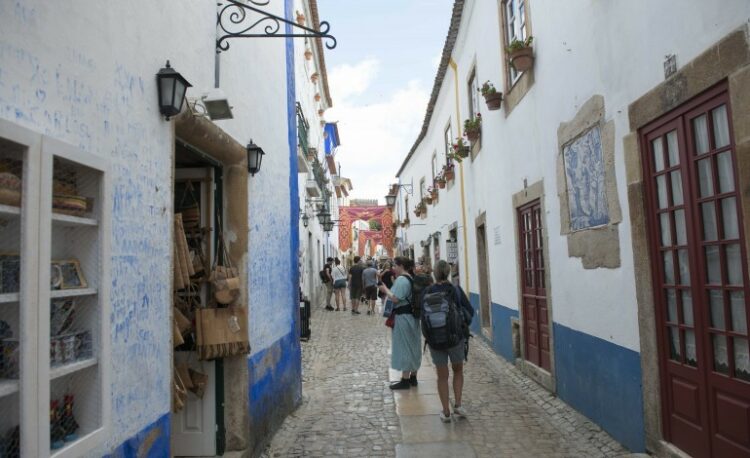 Óbidos integra rede internacional de cidades comprometidas com a educação