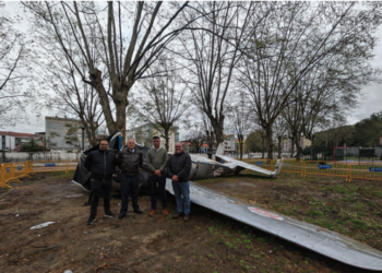 Avança restauro do avião que não precisou de pista para aterrar no coração de Leiria