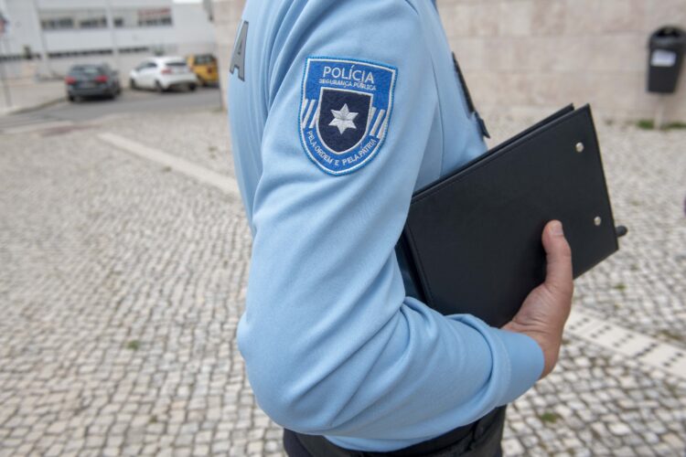 Condenado por abuso sexual de crianças detido em Pombal para cumprir pena de prisão