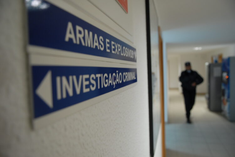 PSP detém centenas de doses de liamba, cocaína, haxixe e MDMA em Peniche