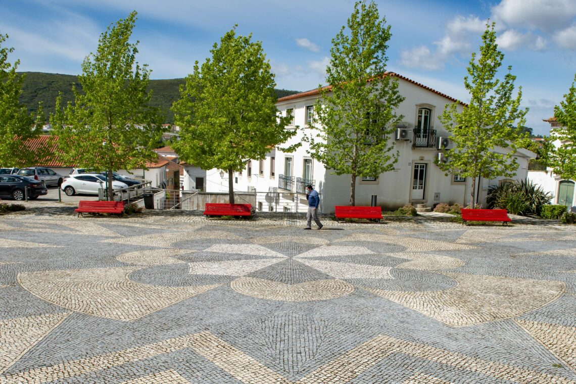 Porto de Mós presta homenagem ao calceteiro e à calçada portuguesa