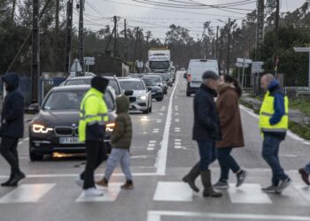 Protesto na Carreira devido à falta de energia condiciona trânsito na EN109