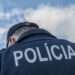 Homem travado pela PSP quando tentava furar com a viatura procissão na Nazaré