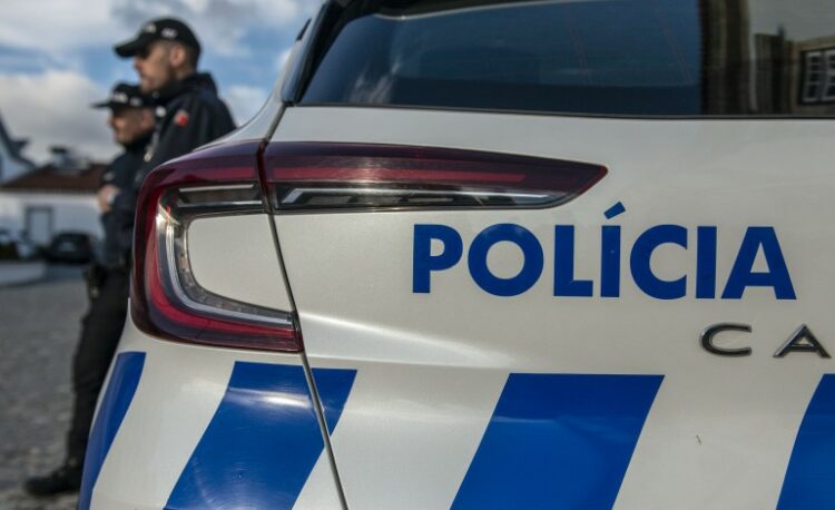 Agressor regressa à cadeia por violência doméstica