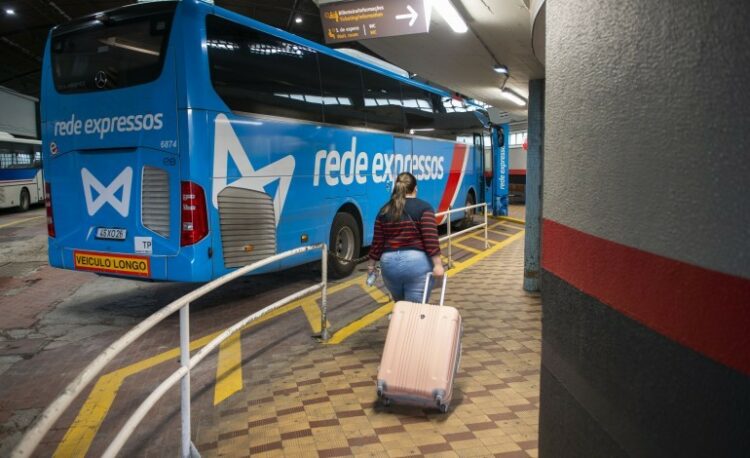 PSP alerta para furtos de malas de viagem em transportes públicos de longa distância