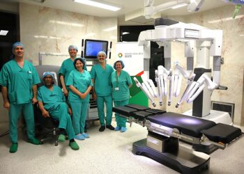 Unidade Local de Saúde do Oeste já dispõe de robot cirúrgico