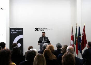 Escola Superior de Saúde de Leiria anuncia novas formações em dia de aniversário