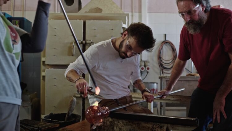 “Sopro” mostra a indústria do vidro