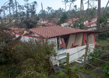 Prometido apoio à reconstrução de casas sem seguro