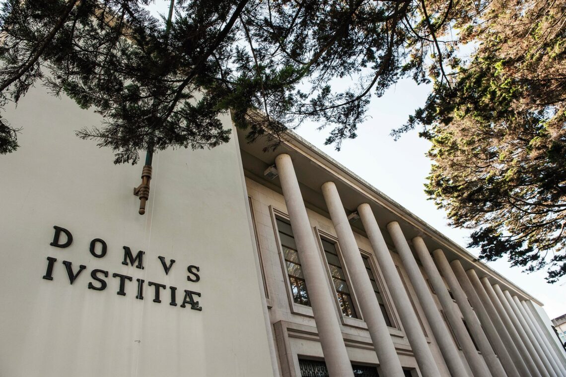 Professor nega agressões a crianças em escola de Leiria