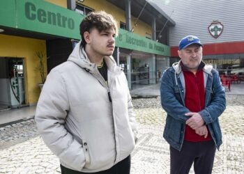 Clube da Pocariça forneceu banhos e ainda é abrigo para uma família