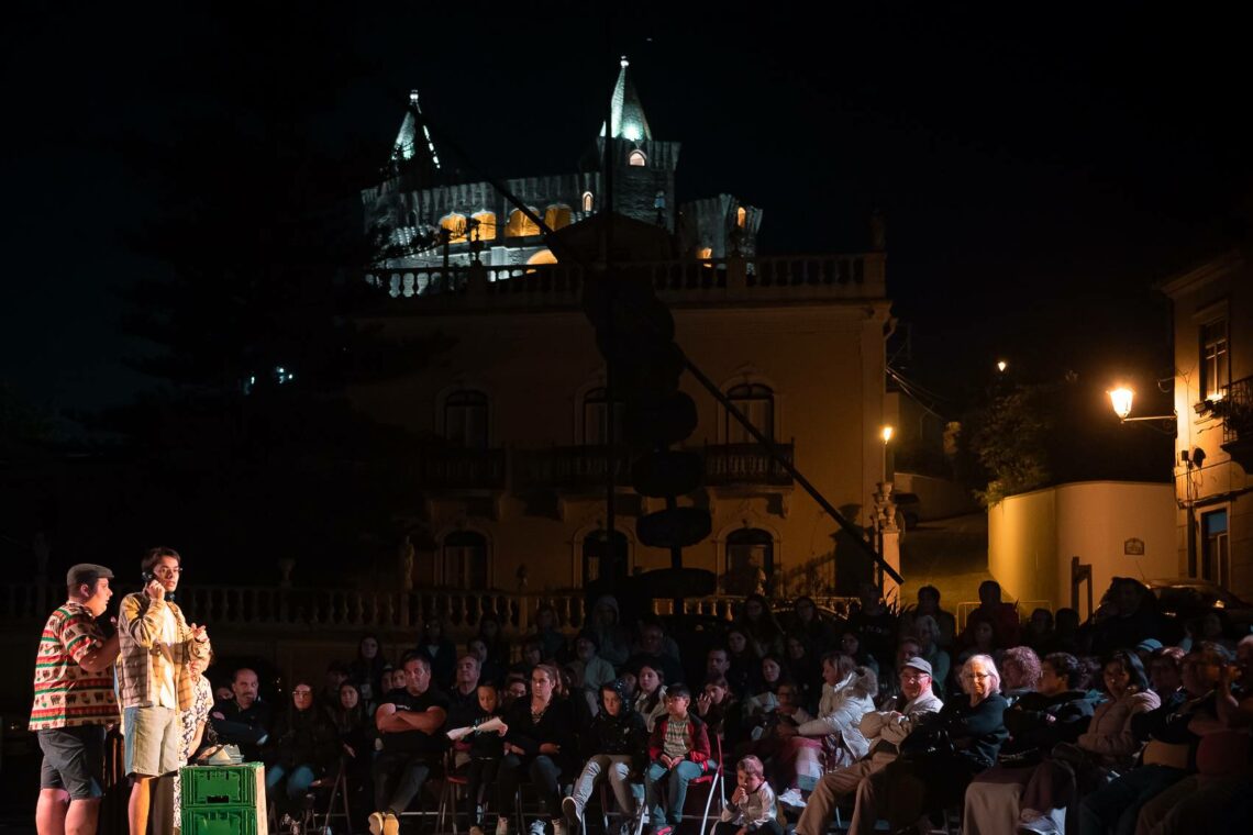 Imigração inspira festival de teatro de rua em Porto de Mós