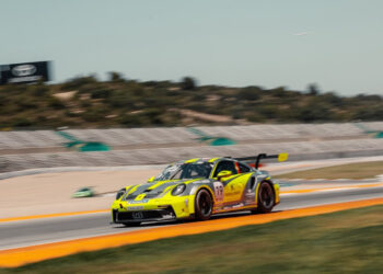 Henrique Cruz abandona Porsche Sprint Challenge Ibérica após batida numa barreira de protecção