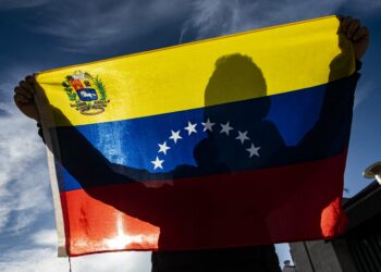 Venezuelanos da região assustados até saberem da família após os sismos